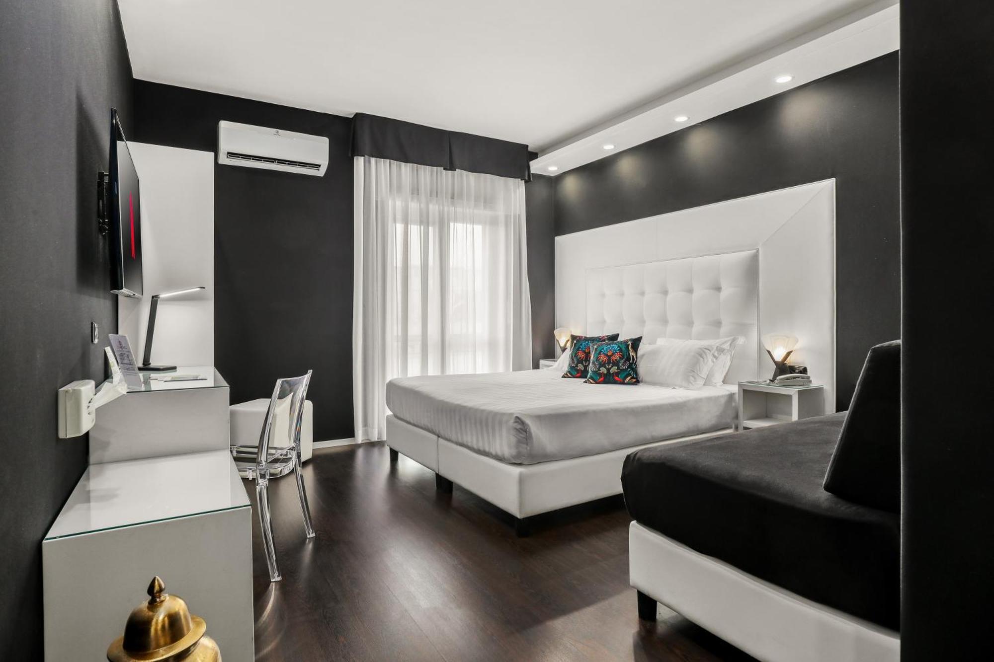 קאסרטה Reggia Suite Spa Hotel מראה חיצוני תמונה
